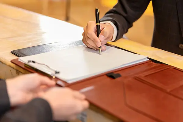 老人的生活世界怎么形容