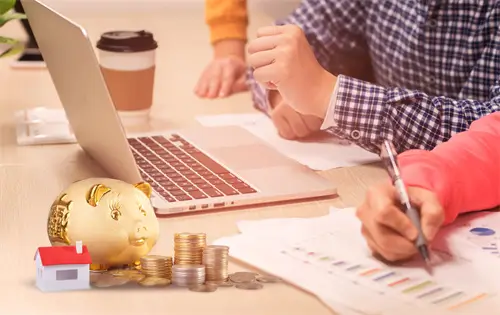 老王生活困顿怎么解决