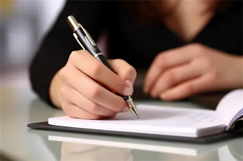 拉拉怎么过私生活